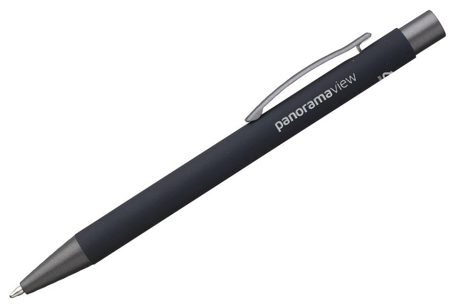 pen van gerecycleerd aluminium met logo uitgevoerd in subtiele laser gravure